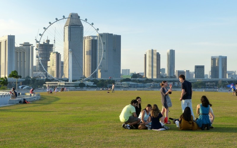 expats living in Singapore