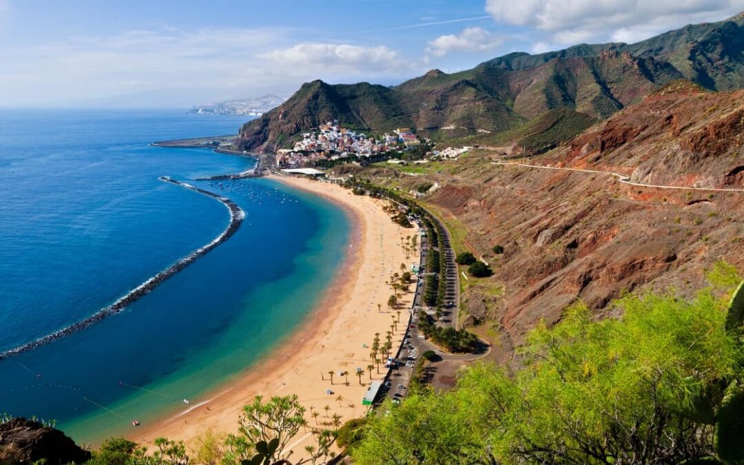 Best Time to Move to the Canary Islands